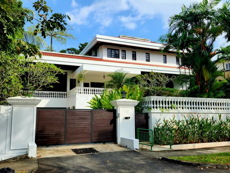 ❤️ Beautifully Maintained & Very Private Good Class Bungalow ❤️