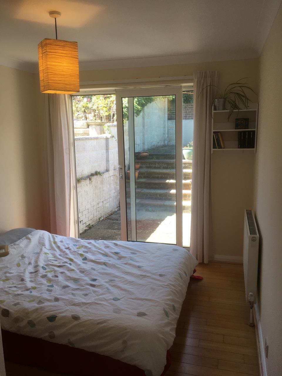 Room in a Shared House, Wolverstone Drive, BN1, N1 7GU photo 3