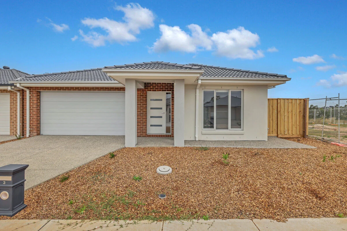 3 Vansteensel Way, Officer VIC 3809