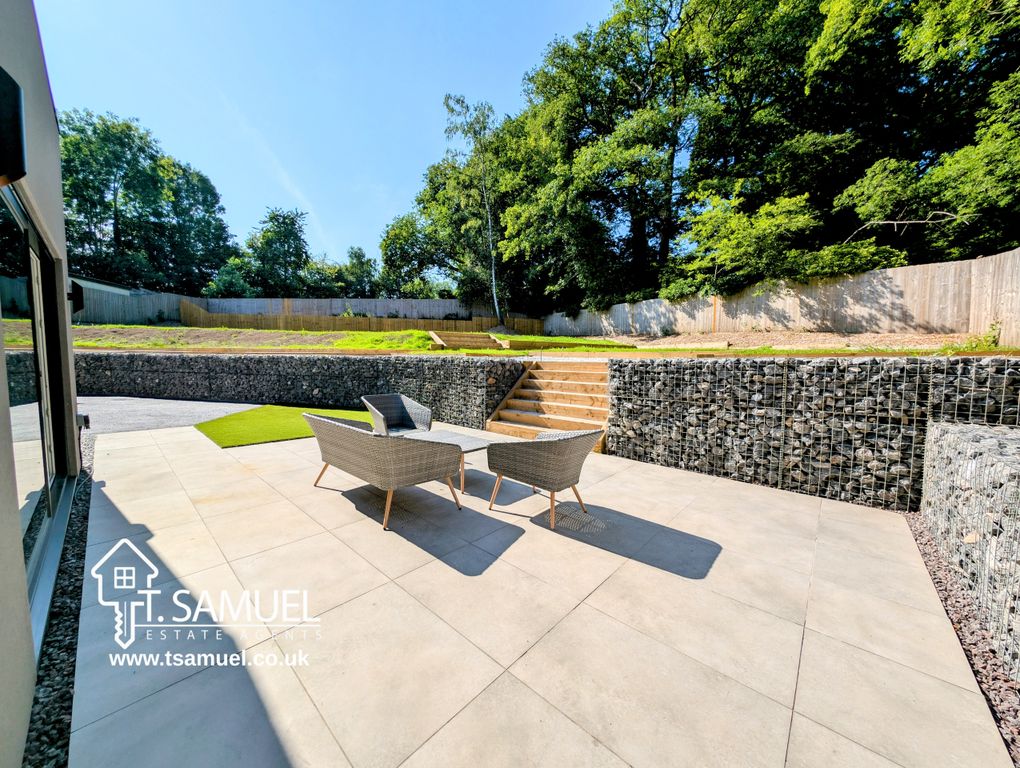 Additional image 82 of 5 bed detached house for saleThe Oaks, Trem Y Dyffryn, Mountain Ash CF45