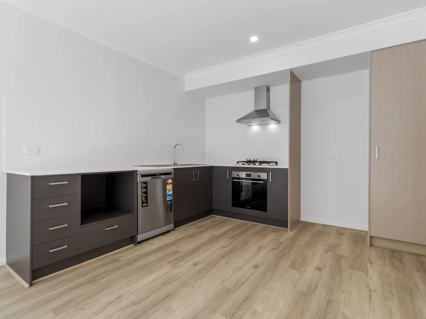 Additional image 2 of 72 Slavko Drive, Fraser Rise VIC 3336