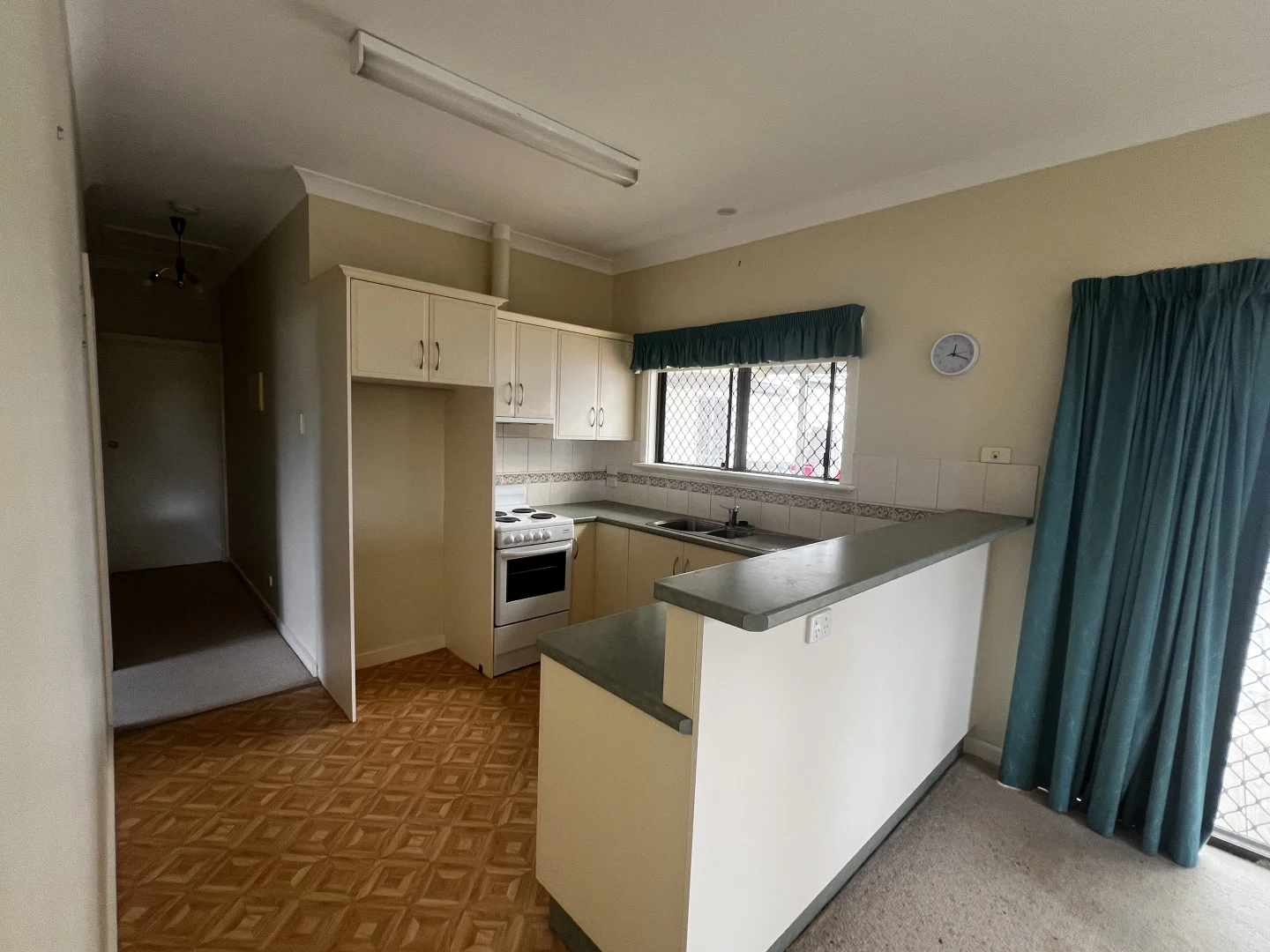 65A CEDAR AVENUE, Naracoorte SA 5271 photo 4