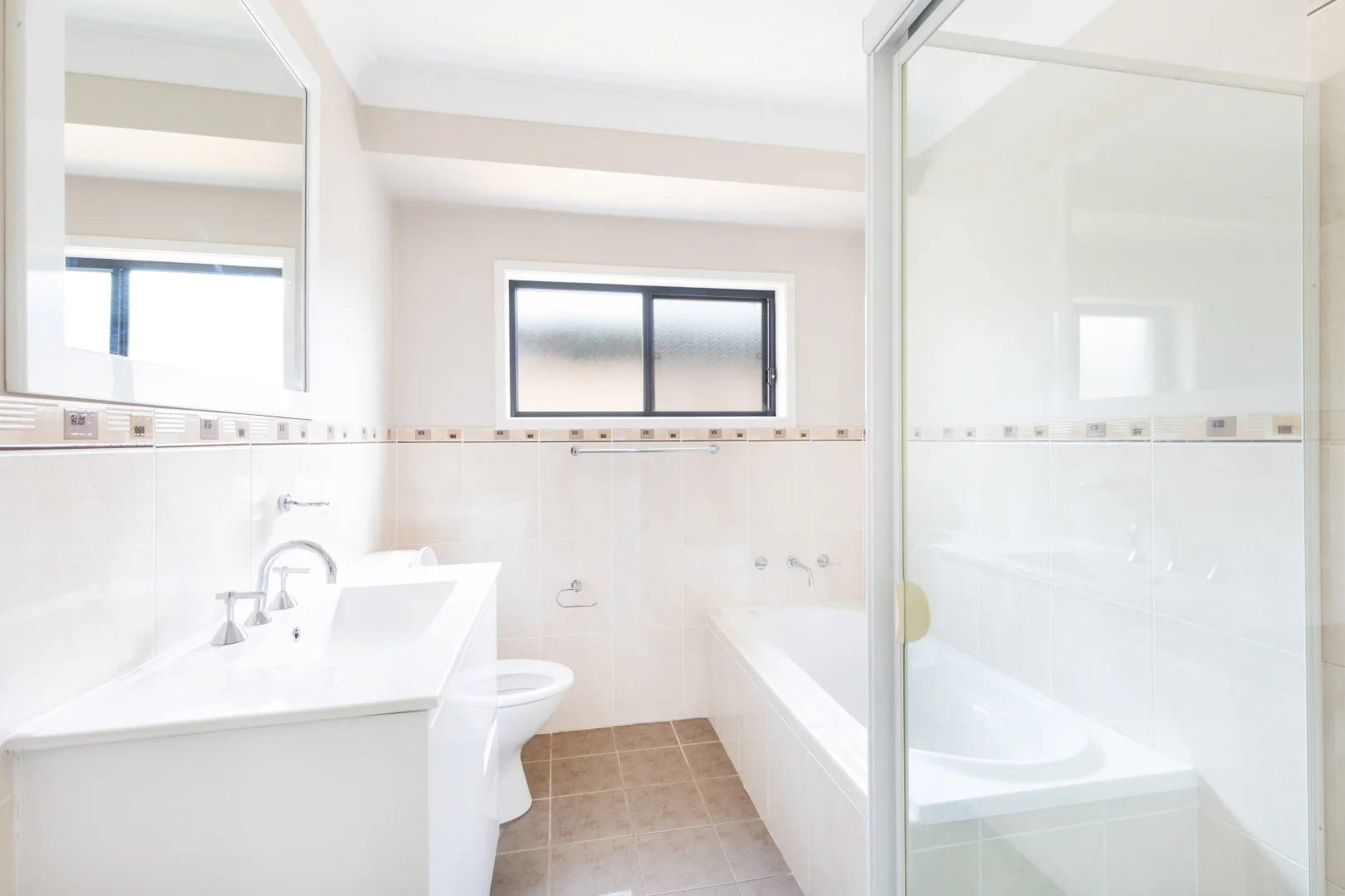 1/305 Jamison Road, Penrith NSW 2750 photo 5