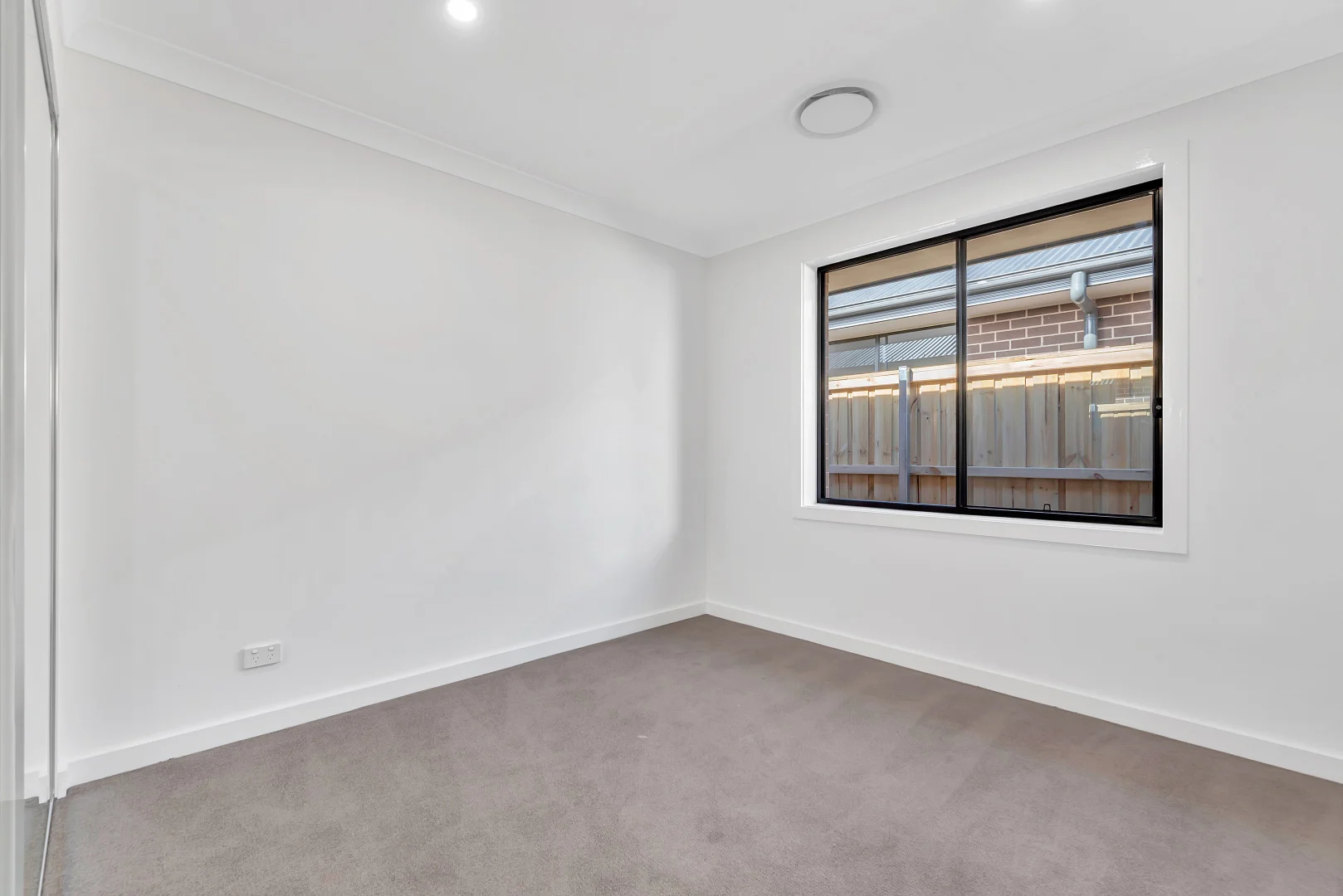 Additional image 8 of 5 KINGSDALE AVENUE, Catherine Field NSW 2557