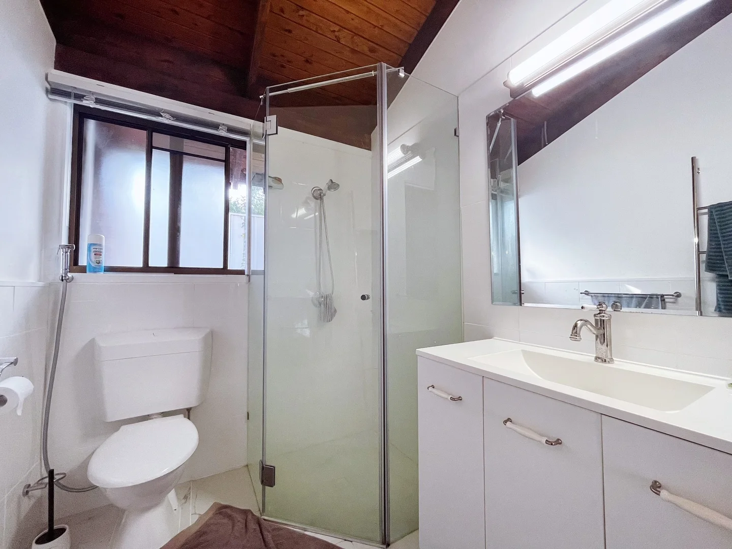 Additional image 9 of A/8 Ardlethan Ct, Helensvale QLD 4212
