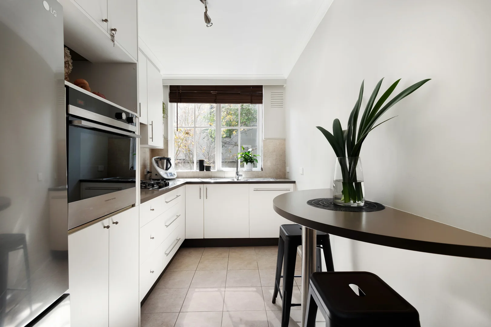 Additional image 5 of 6/27 Tintern Avenue, Toorak VIC 3142
