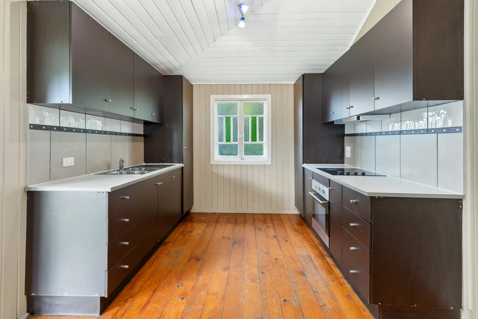 Additional image 2 of 8 Bertram Street, Park Avenue QLD 4701