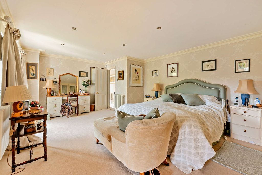 Additional image 12 of 6 bed detached house for saleWestbrook, Newbury, Berkshire RG20