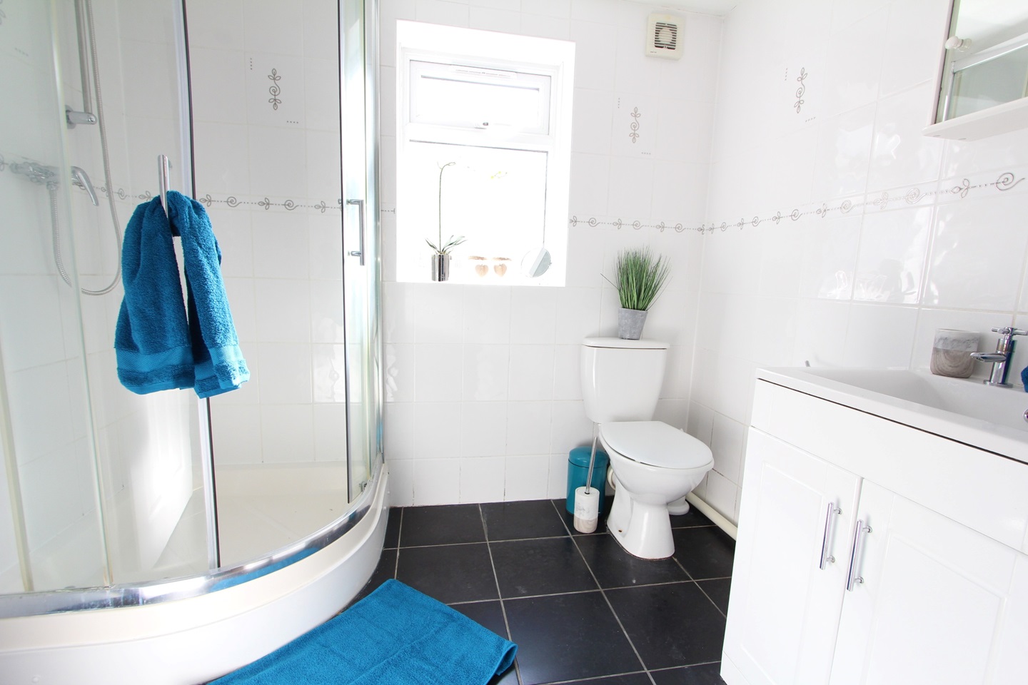 Additional image 11 of 6 Bed Terraced House, St. Edwards Road, RG6, N1 7GU