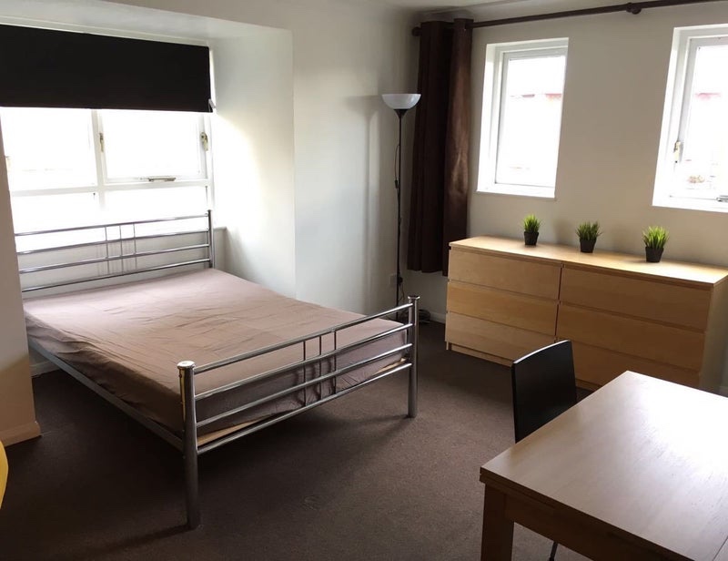 Studio Flat, Chaucer Drive, SE1, N1 7GU photo 3