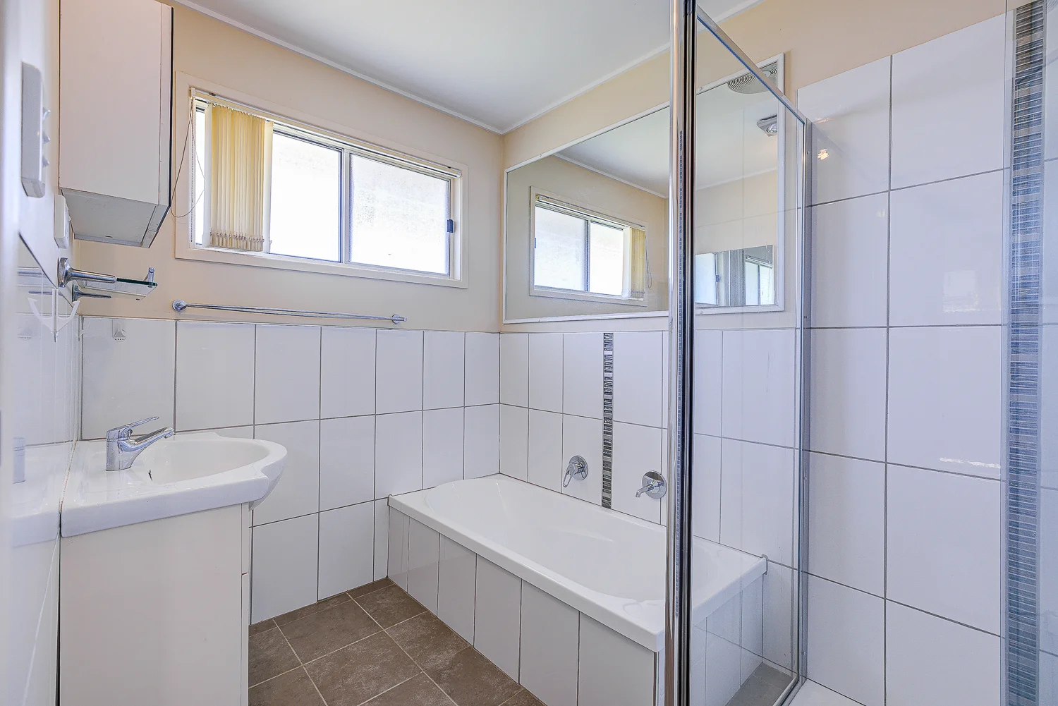 Additional image 2 of 48 St Johns Way, Boronia Heights QLD 4124