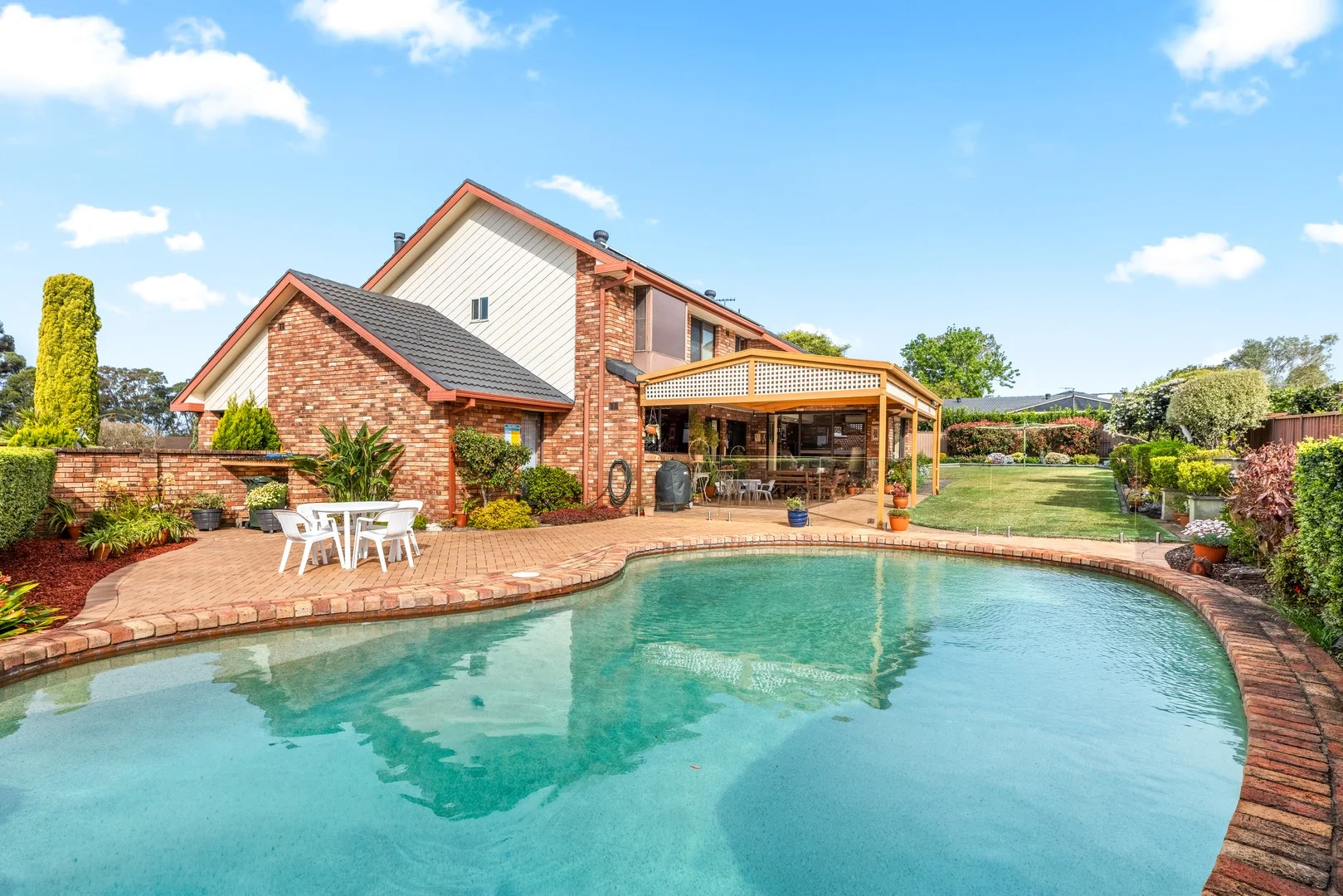 12 Jarrah Close, Alfords Point NSW 2234