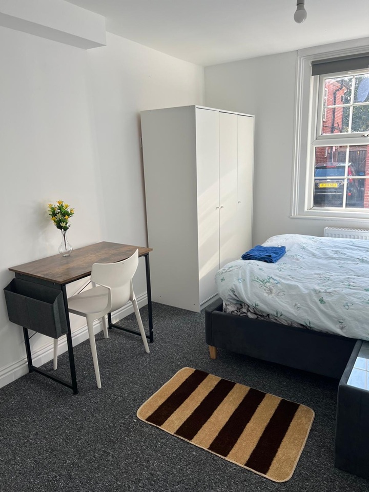 Additional image 17 of Room in a Shared House, Wilson Road, RG30, N1 7GU