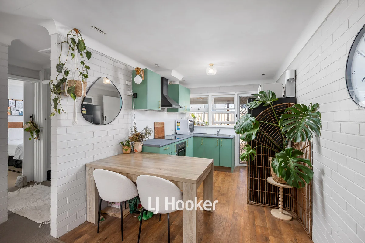 1/4 Holywell Street, South Bunbury WA 6230