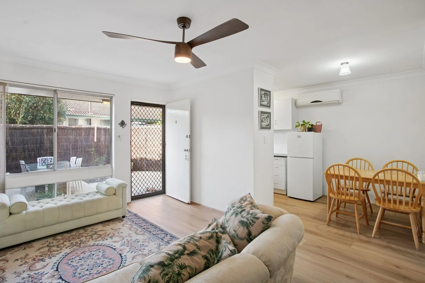 2/13-15 HASTINGS STREET, Scarborough WA 6019