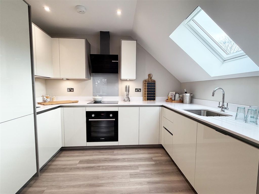 Additional image 2 of 2 bed flat for saleQueens Road, Weybridge KT13
