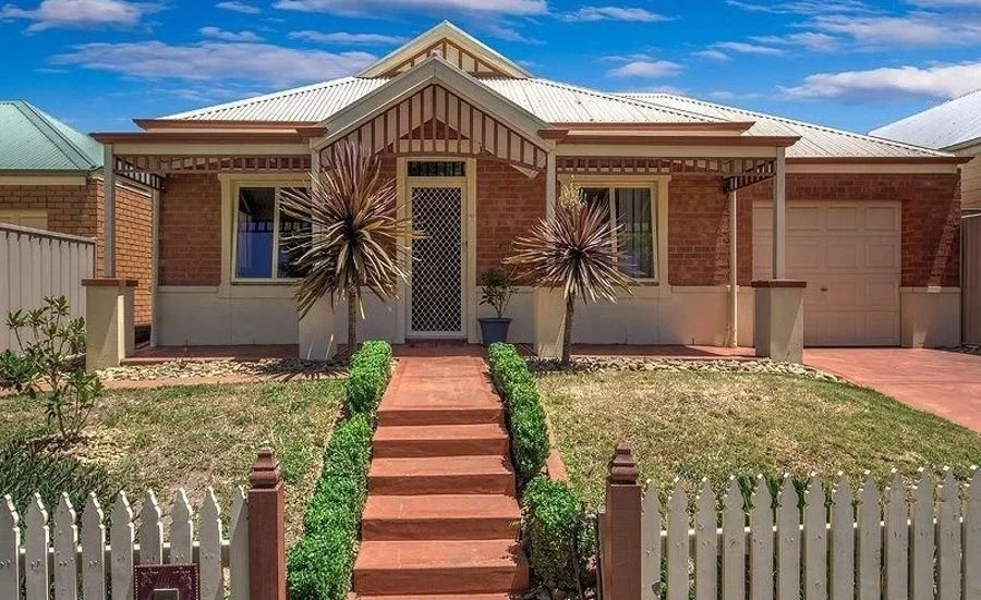 84 Hamilton Hume Parade, Craigieburn VIC 3064