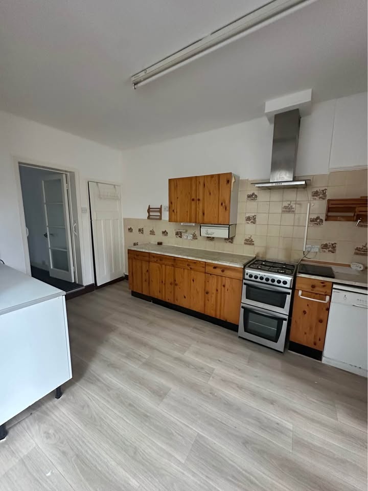 Room in a Shared House, Kept Private, IG1, N1 7GU photo 4