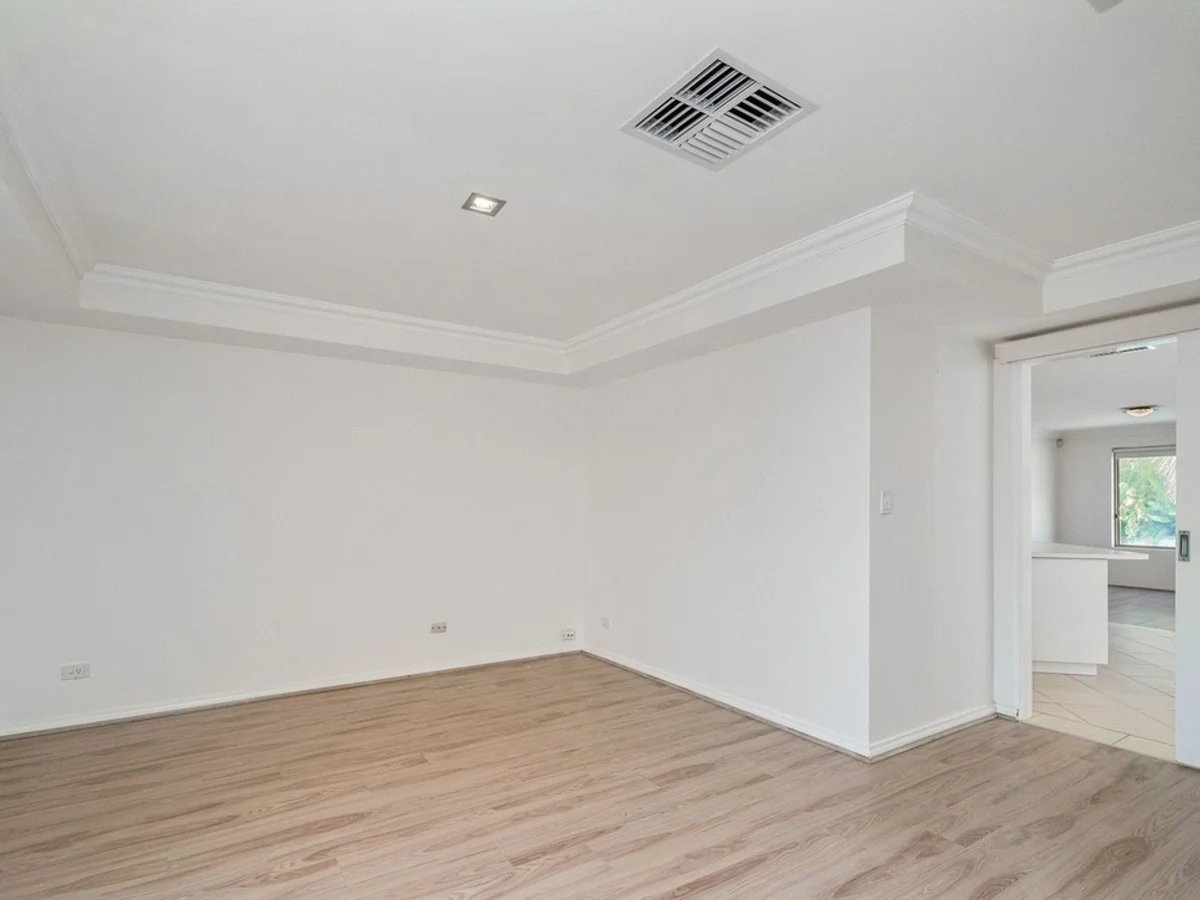 Additional image 32 of 8 Desault Cove, Ballajura WA 6066