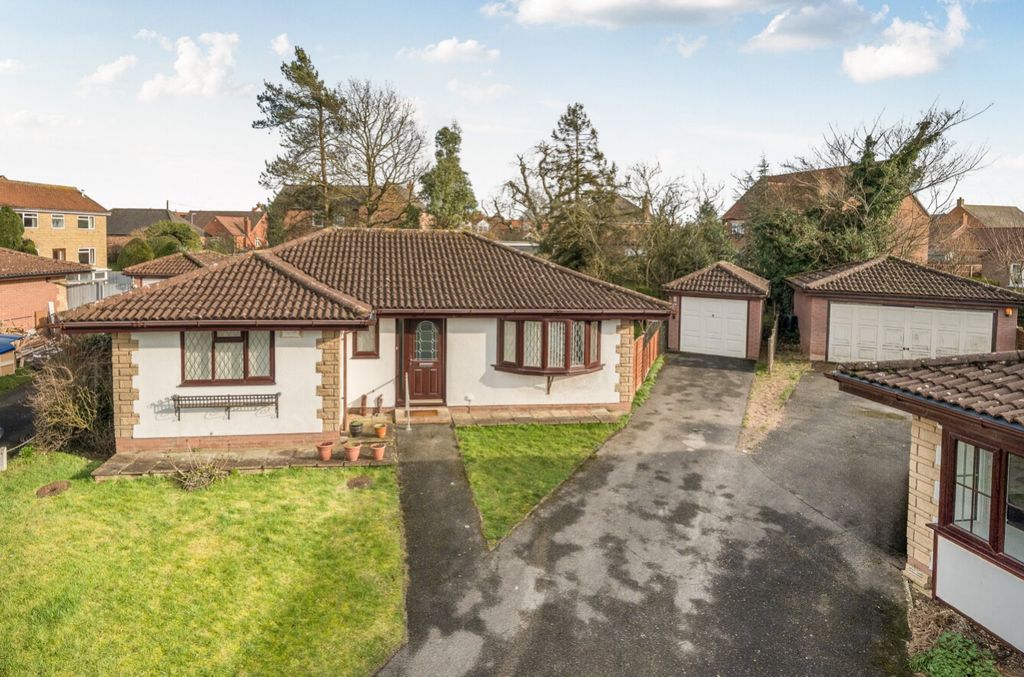 3 bed detached bungalow for saleVilla Close, Branston, Lincoln, Lincolnshire LN4