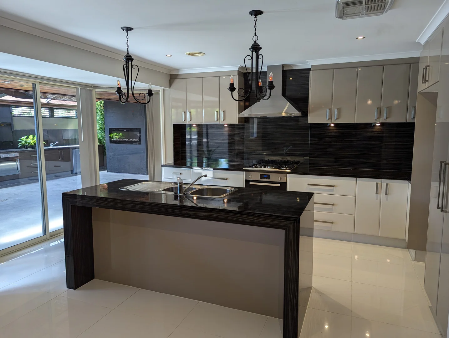 Additional image 3 of 8 McCulloch Crescent, Wodonga VIC 3690