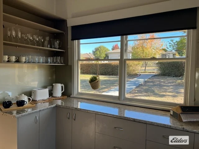 1 Blackie Avenue, Ararat VIC 3377 photo 2