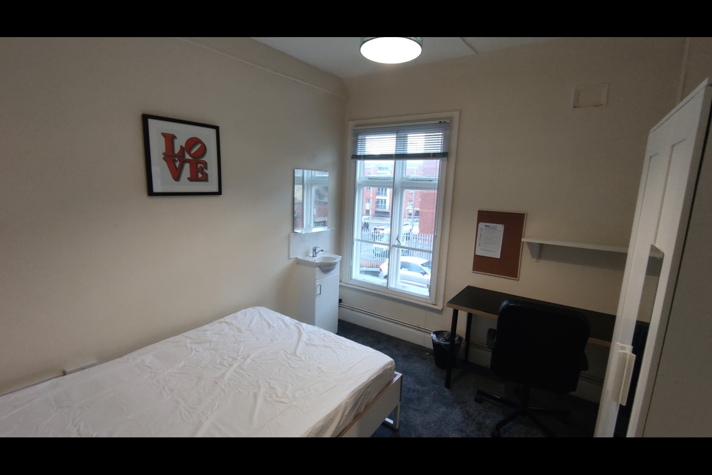 Room in a Shared Flat, Warwick Row, CV1, N1 7GU photo 2