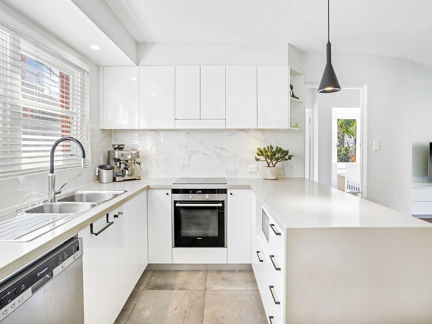 Additional image 3 of 8/249 Barrenjoey Road, Newport NSW 2106