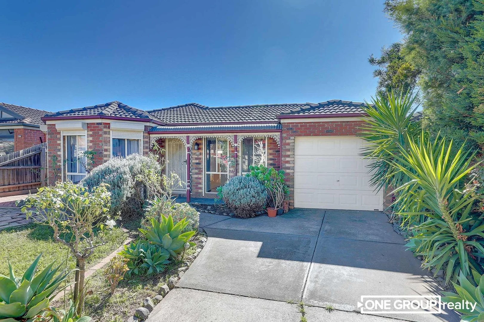 28 Caulfield Crescent, Roxburgh Park VIC 3064