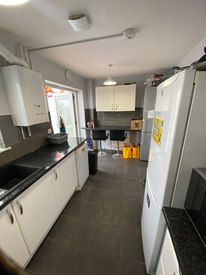 Additional image 6 of Room in a Shared House, Circus Drive, CB4, N1 7GU