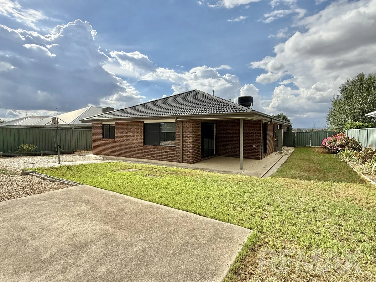 Additional image 13 of 31 Tantoon Circuit, Forest Hill NSW 2651