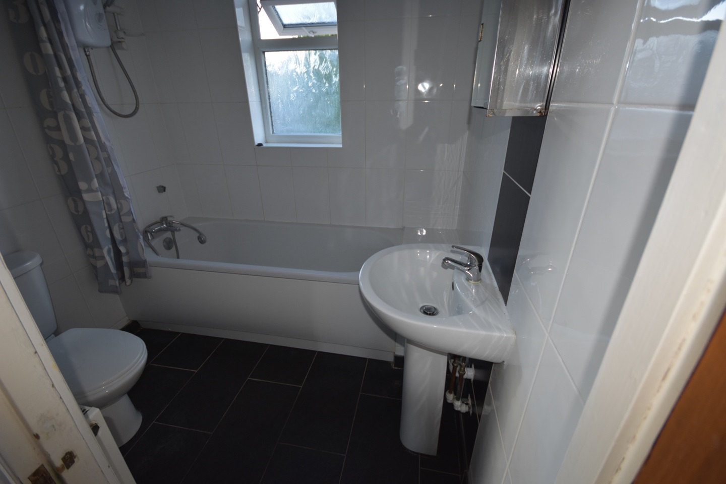 Additional image 19 of 4 Bed Semi-Detached House, Honeysuckle Road, SO16, N1 7GU