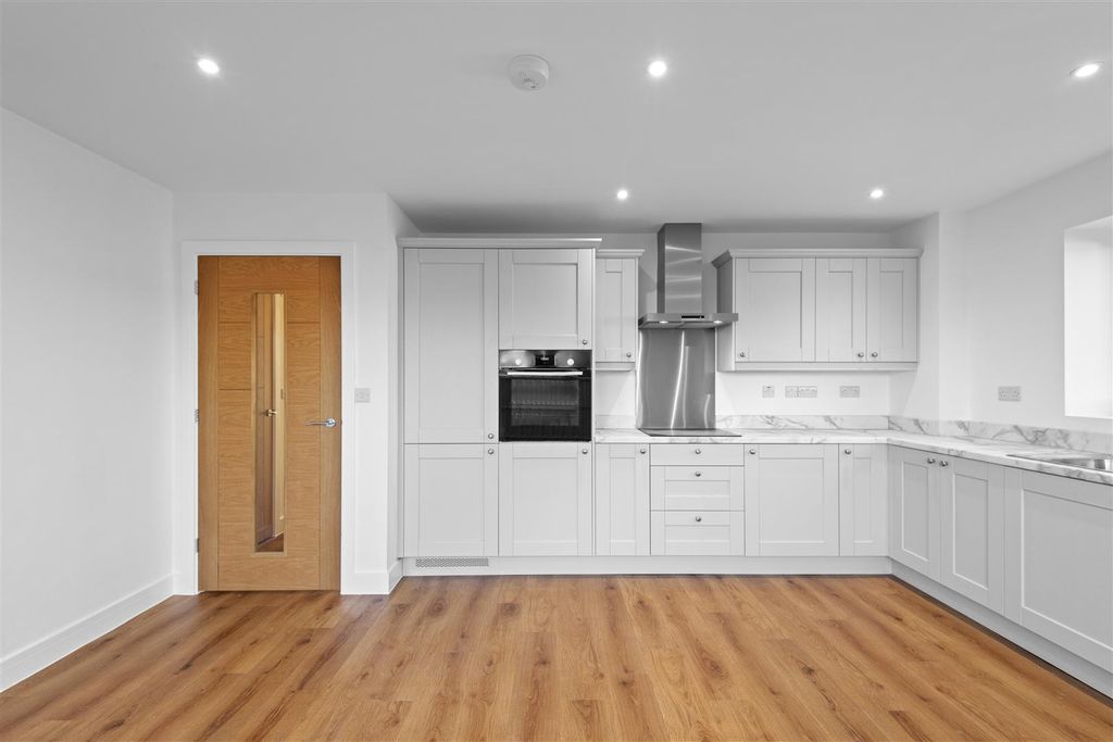 Additional image 9 of 3 bed detached house for saleLodway Gardens, Pill, Bristol BS20