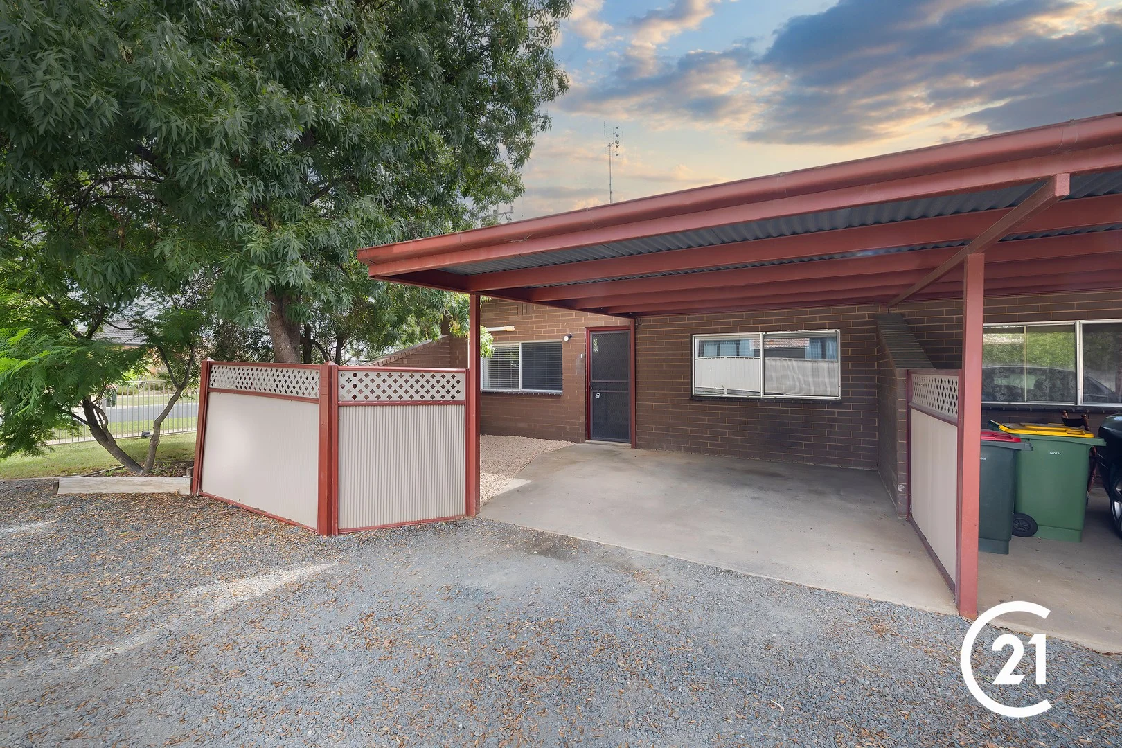 1/28 Premier Street, Echuca VIC 3564
