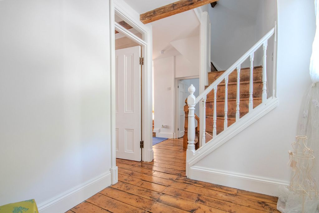Additional image 28 of 5 bed villa for saleHigh Street, Pontyclun CF72