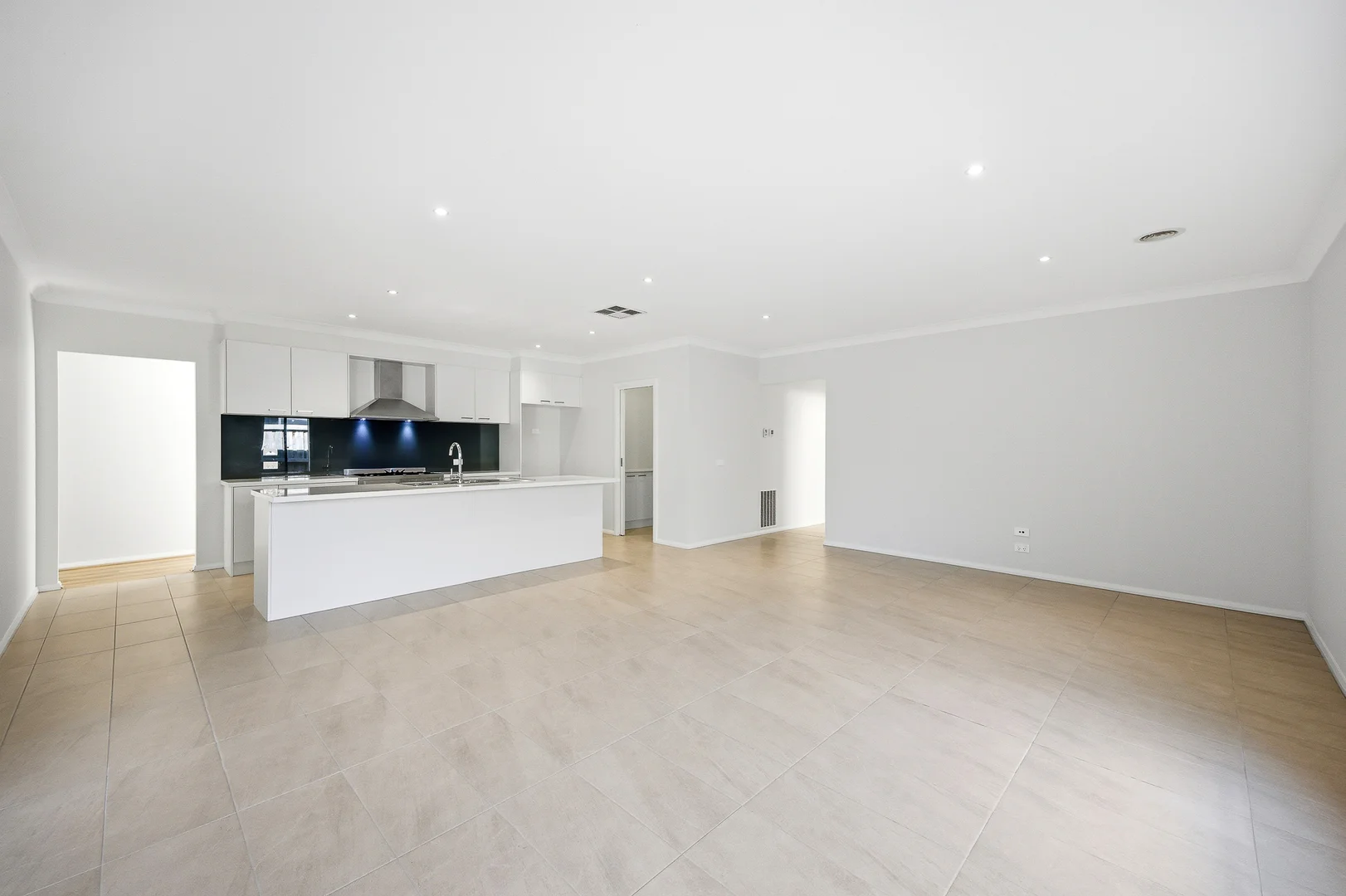 Additional image 10 of 26 Lancelot Avenue, Clyde VIC 3978