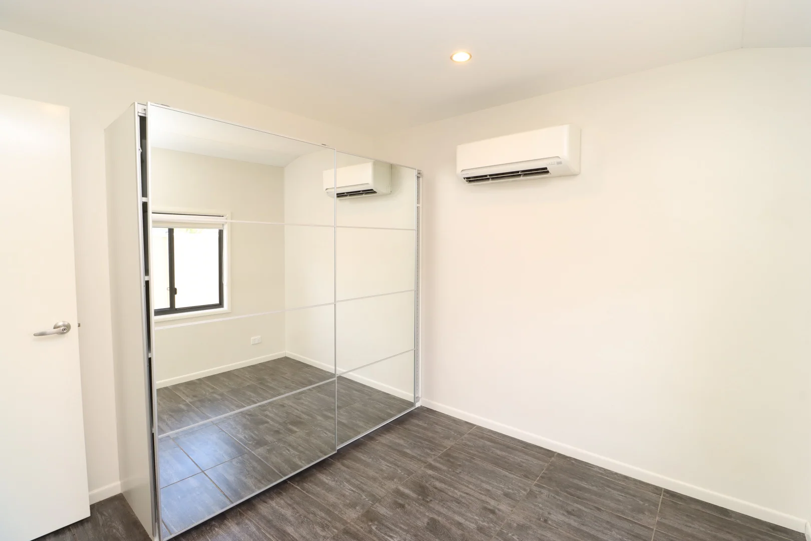 Additional image 4 of Unit 4/76 Buckley Avenue, Mount Isa QLD 4825