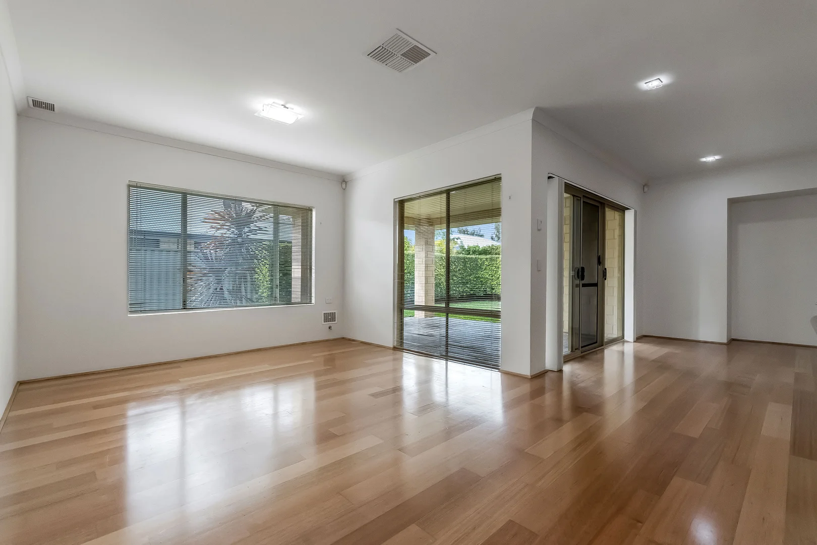 Additional image 31 of 34 Whittaker Turn, Piara Waters WA 6112