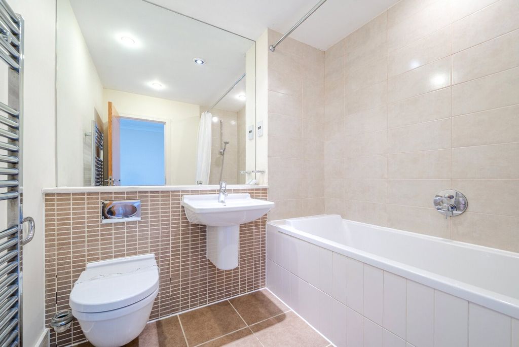 Additional image 9 of 3 bed terraced house for saleSterling Place, Weybridge KT13