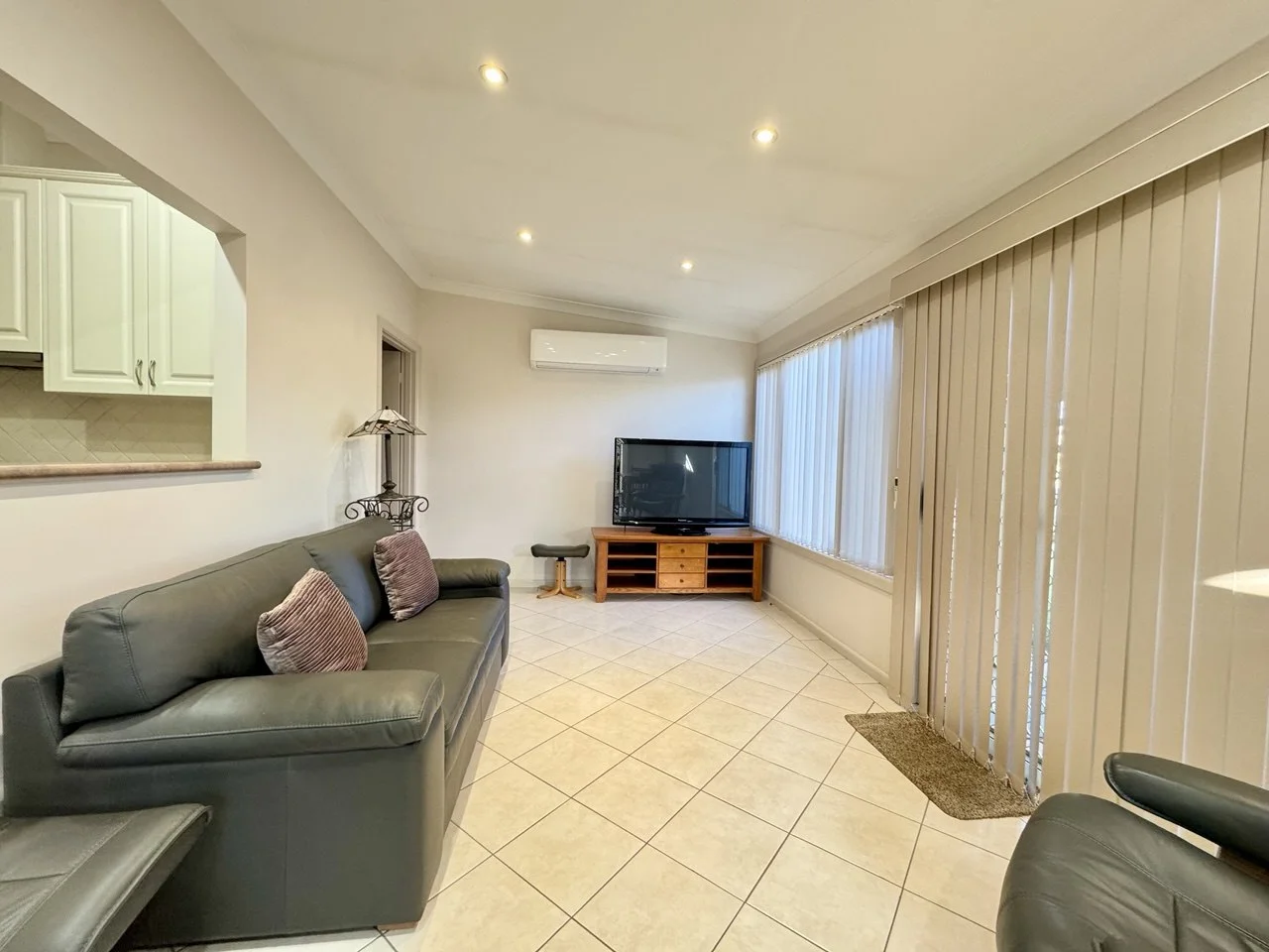 Additional image 8 of 11 Downes Crescent, Parkes NSW 2870