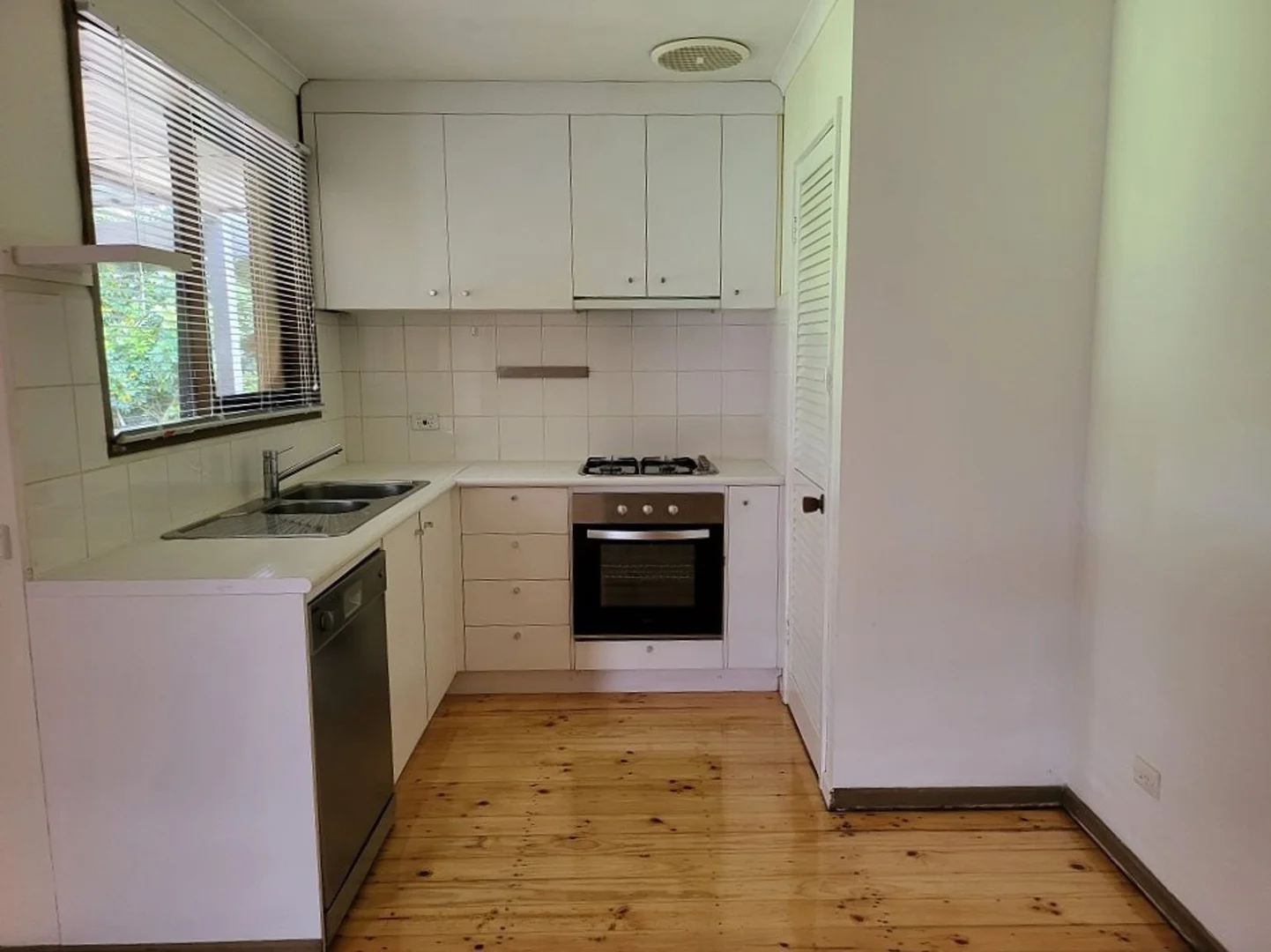 Additional image 3 of 10 Linsley Way, Wantirna VIC 3152