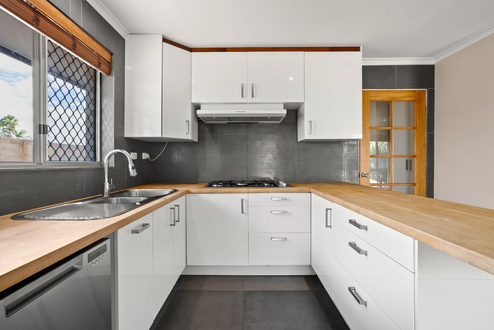 Additional image 6 of 5 Kurrajong Place, Safety Bay WA 6169
