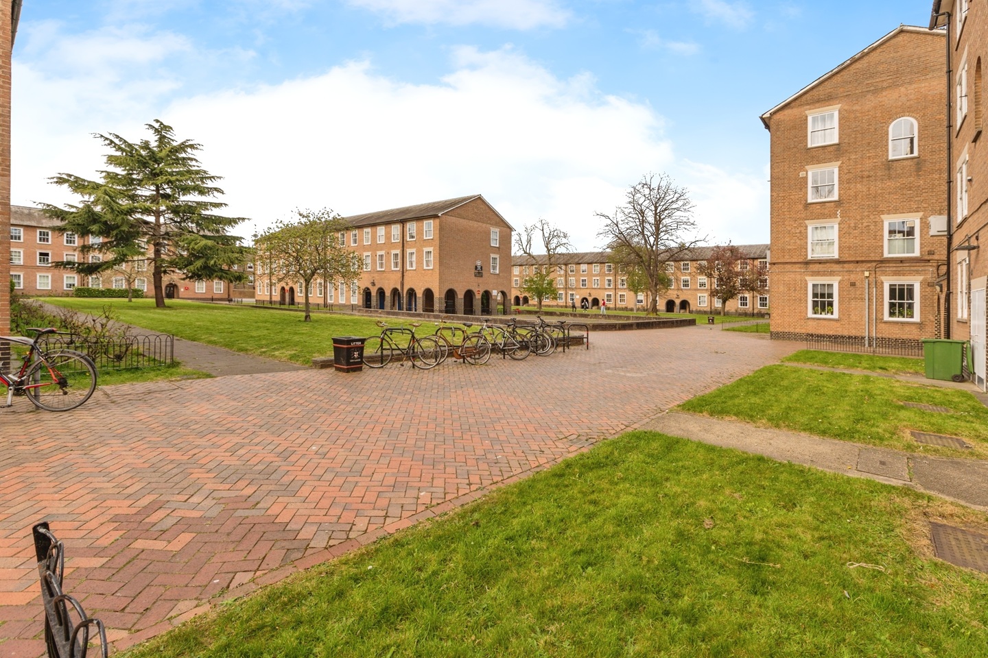 2 Bed Flat, Islington, N7, N1 7GU photo 2