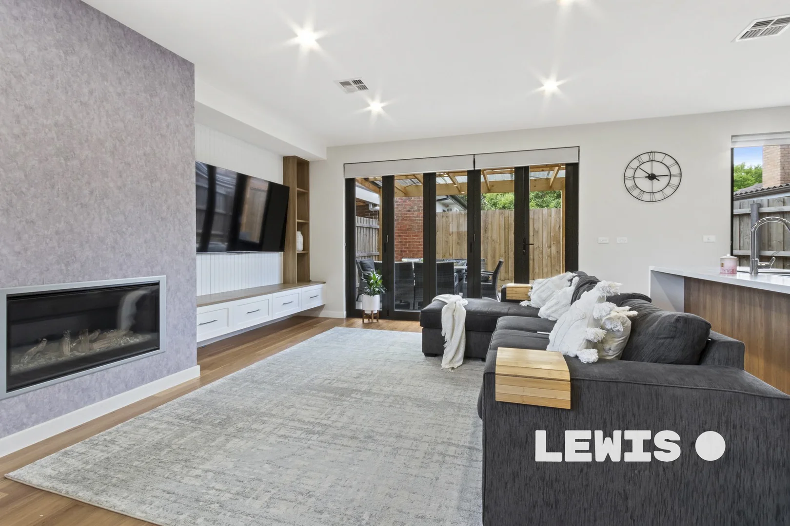 Additional image 5 of 2/72 Cheddar Rd, Reservoir VIC 3073