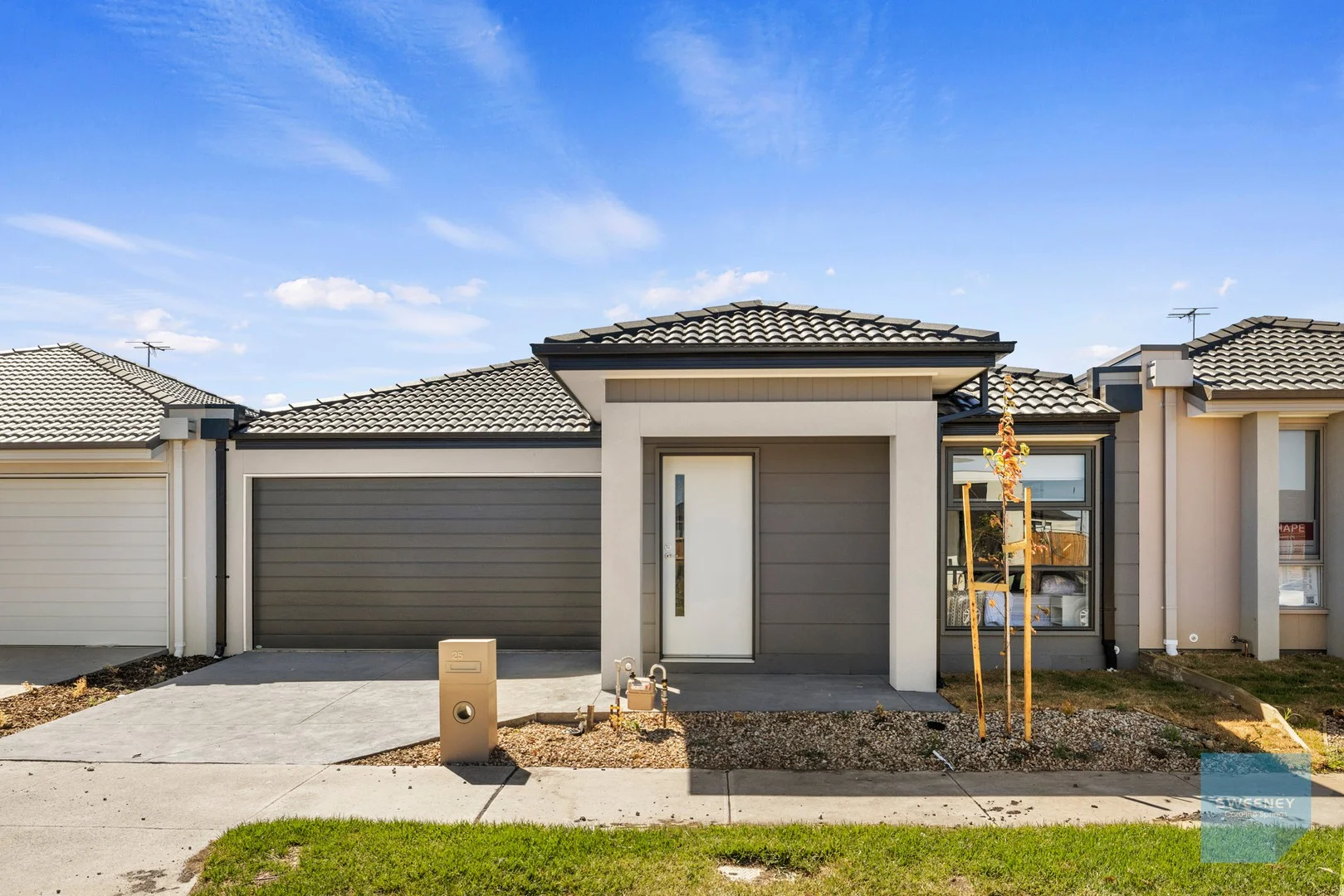 25 Romanesque Drive, Deanside VIC 3336