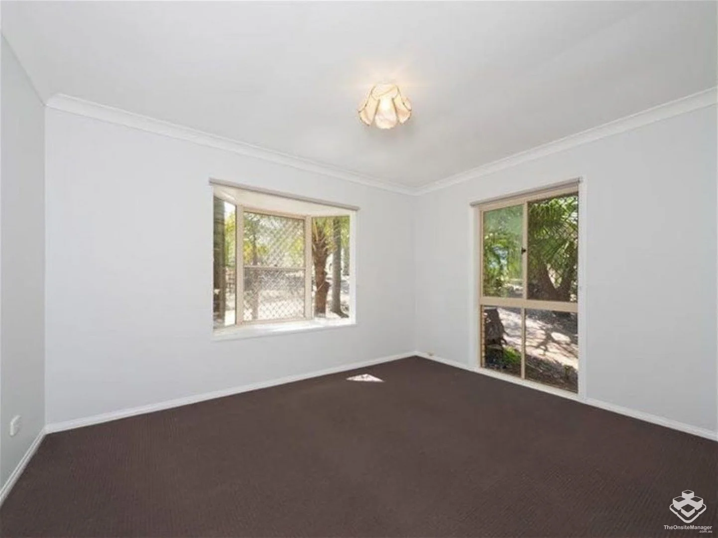 5 Bayview Drive, Tanah Merah QLD 4128 photo 5