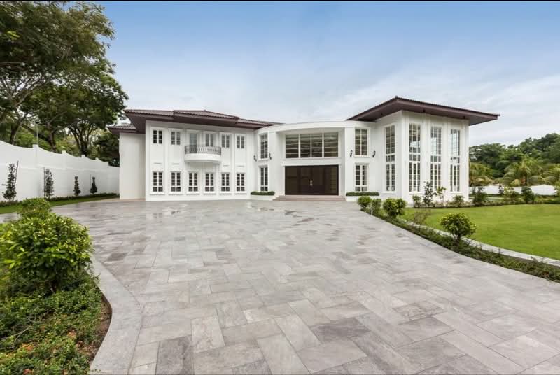 Tanglin Hill Private Estate