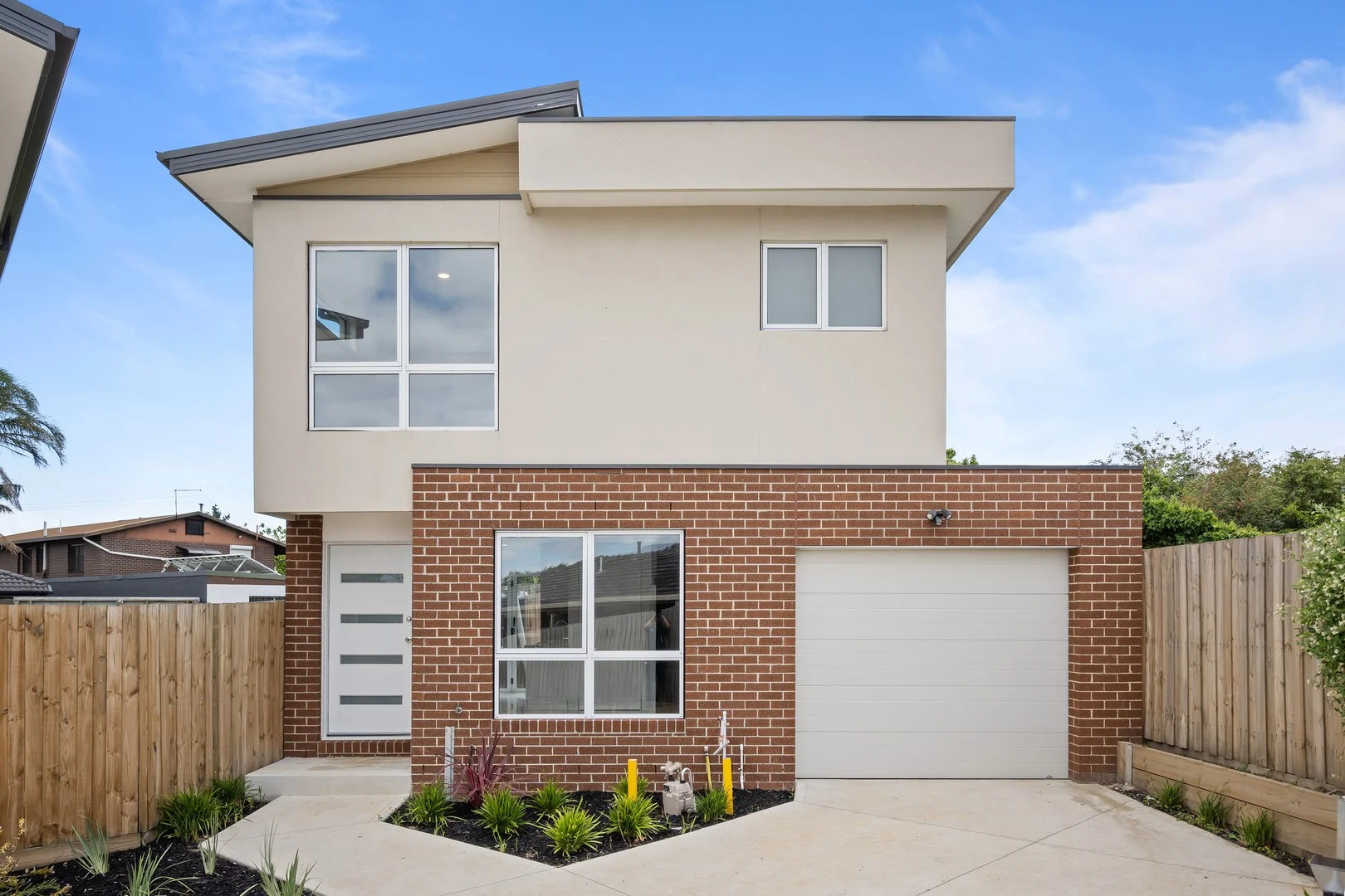 2/25 Birdwood Avenue, Dandenong VIC 3175