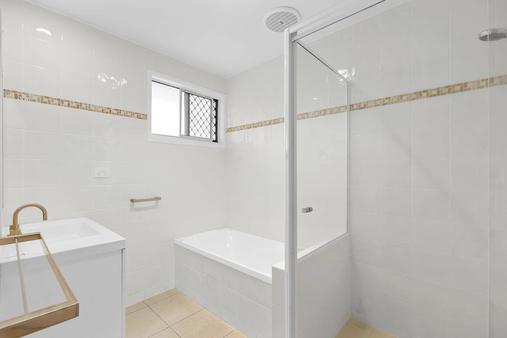 Additional image 7 of 37 Second Avenue, Palm Beach QLD 4221