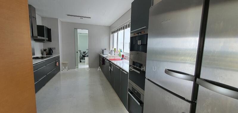 33 Tanglin Road photo 3